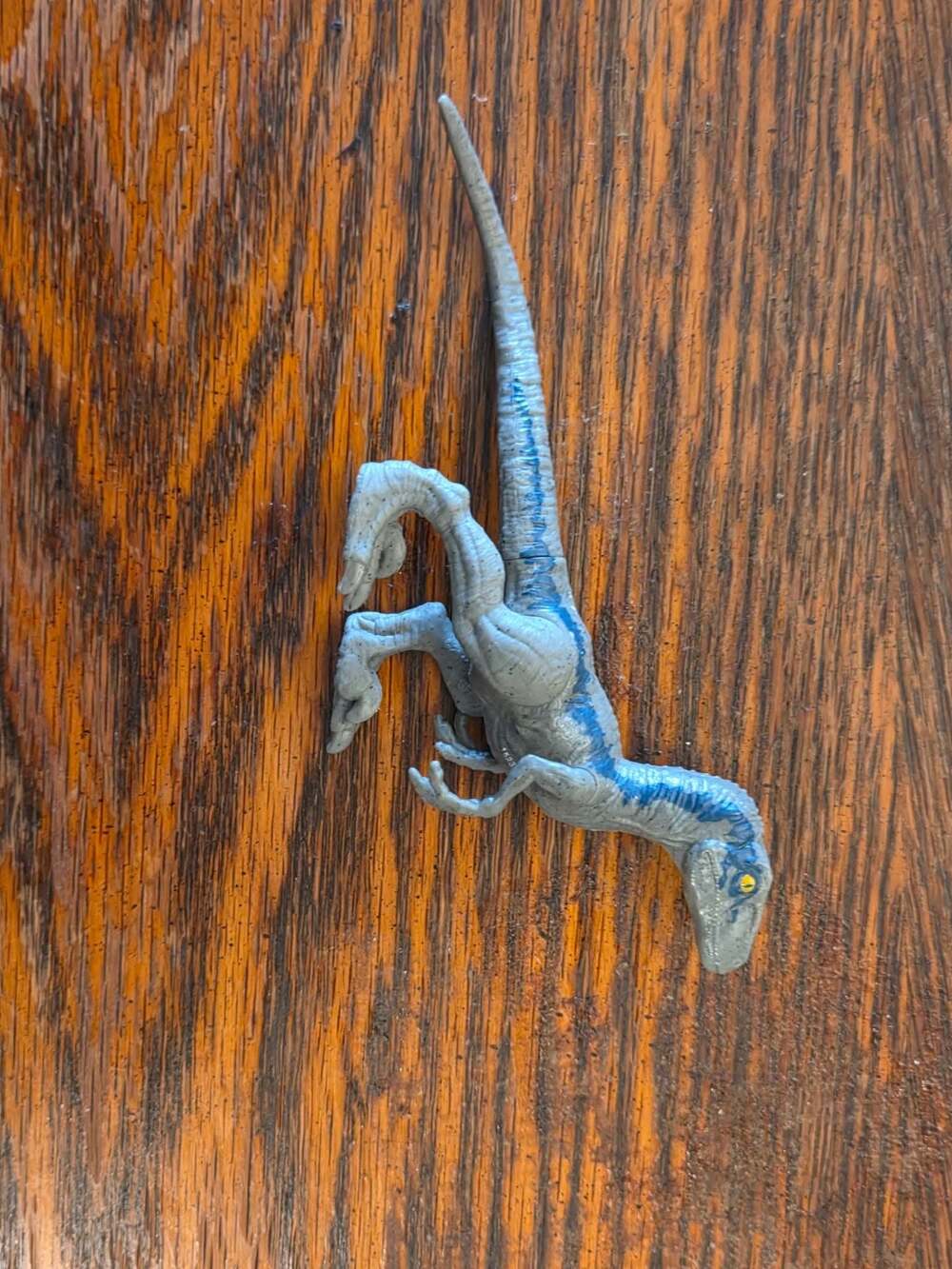 Mattel Jurassic World Velociraptor Blue 3-Piece Dinosaur Figure Set - Picture 3 of 5